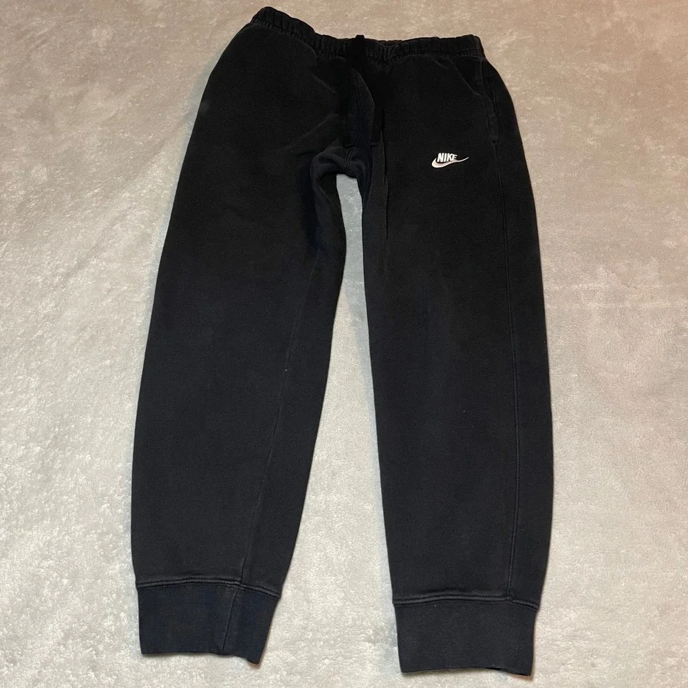 Nike Sweatpants Mens Medium Black Sportswear Club Fleece Joggers BV2671-010 Gym